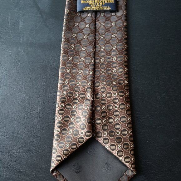 Brooks Brothers 100% silk men's necktie - Picture 2 of 2